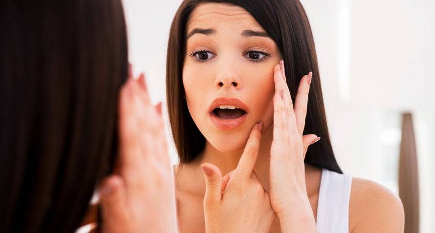 6-side-effects-of-using-the-wrong-skincare-products-as-a-new-mom