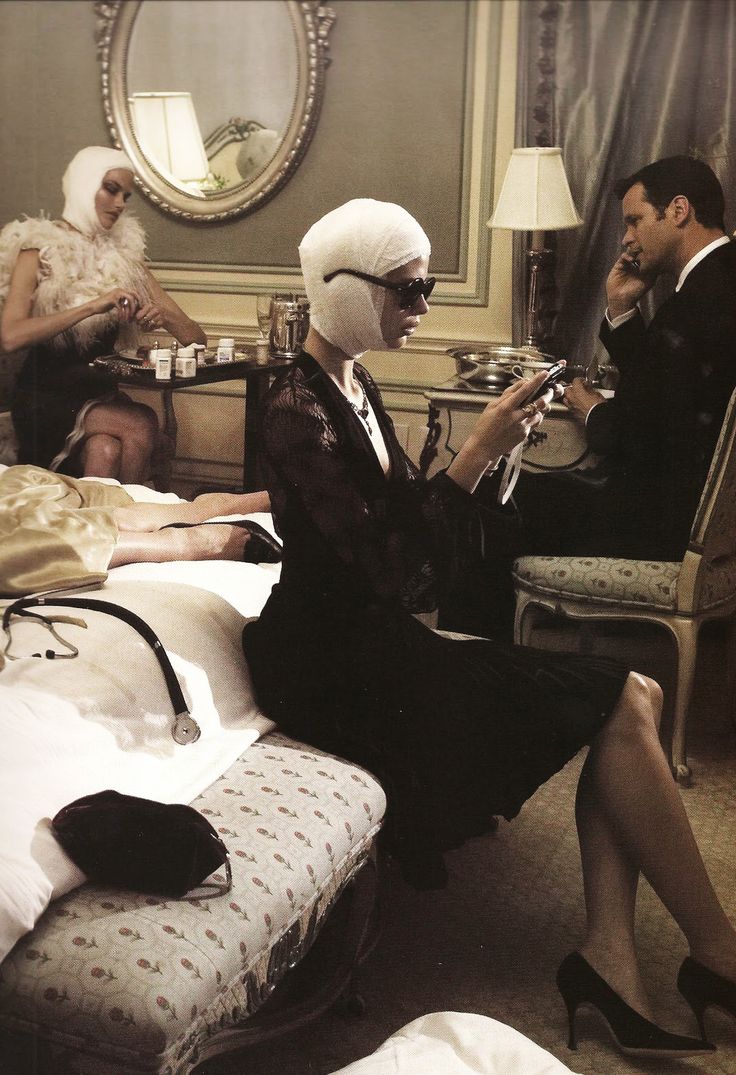 79c32c40ba2bb40d70605913f895cfcc--narrative-photography-steven-meisel